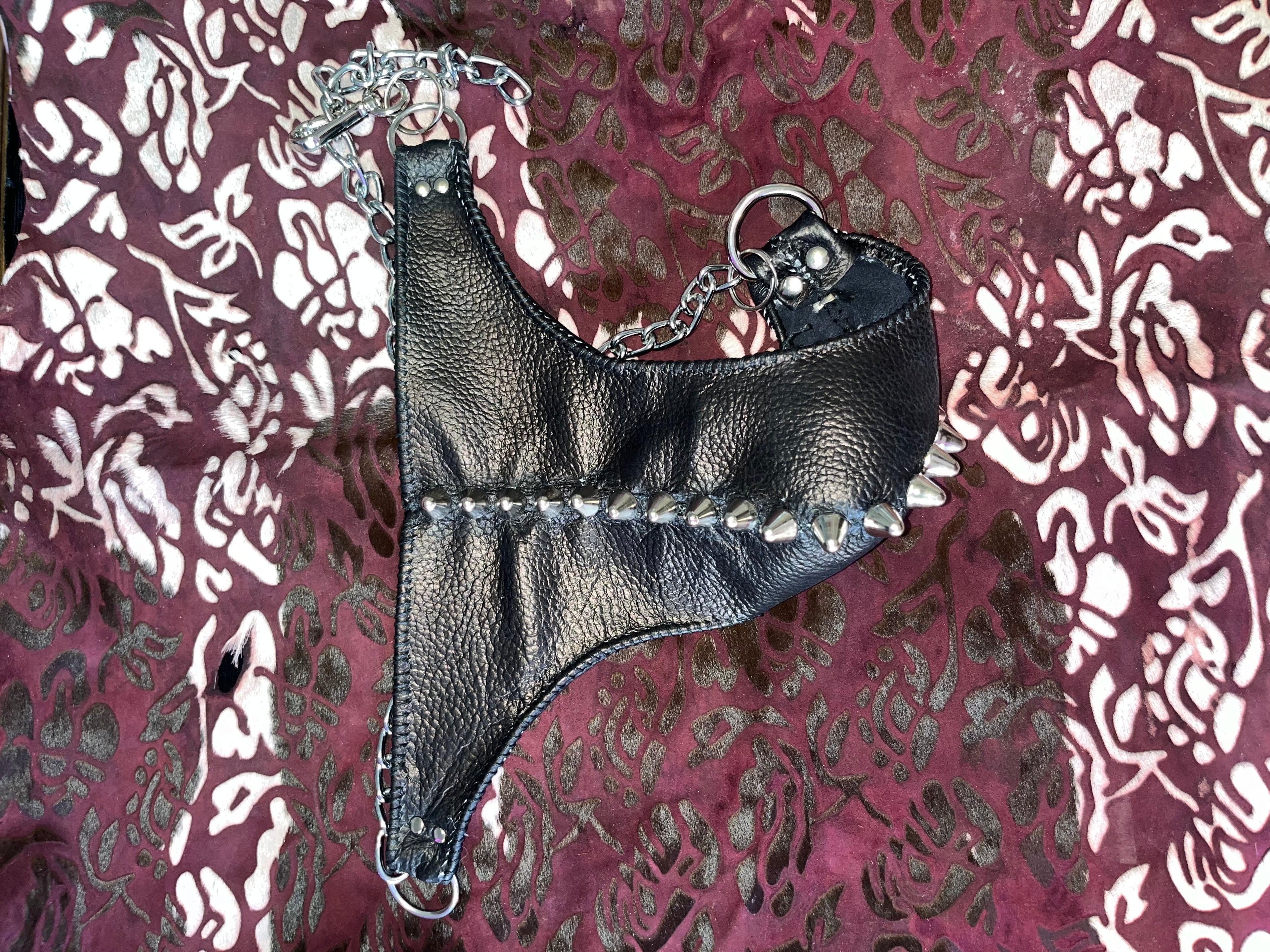 SPIKES MALE THONG