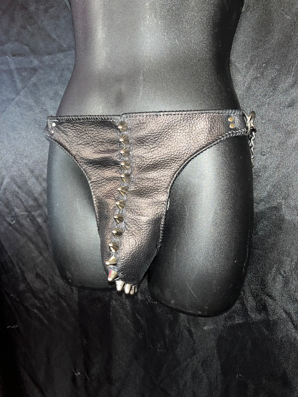 SPIKES MALE THONG
